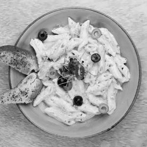 Veg Bechamel Mushroom & Cheese
