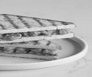 Spicy Mix Veg Grilled Sandwich [2 Pieces]