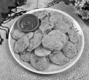 Aloo pakoda [6 pieces]                                                                                                             