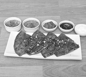 Mix Paratha Thali With Onion