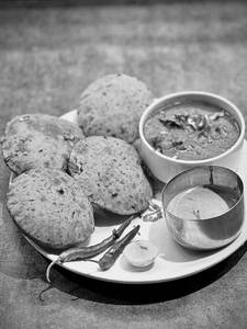 Banarsi Bedmi Puri + Aloo Bhai