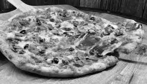 Cheese Kadhai Paneer Burst Pizza