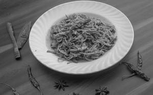 Szechwan Noodles (Veg)[Serves 1-2]