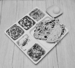 Delux Thali