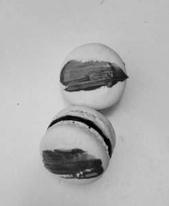 Nutella macaron