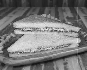 Chutney Cheese Sandwich