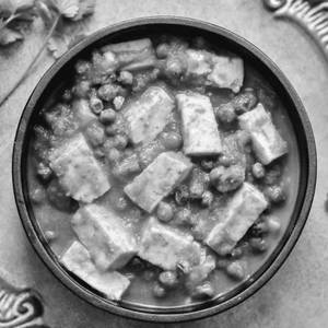Matar Paneer