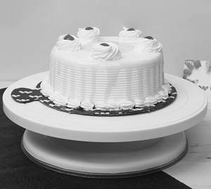 Pineapple cool cake