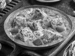 Paneer Tikka Masala (8 Pcs)