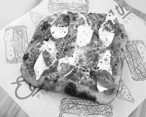 Burrata Caprese Square Pizza (thick Crust)