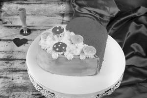Red Velvet Heart Cake [Eggless]