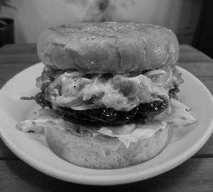 Mushrooms & Cheese Bbq Pork Burger