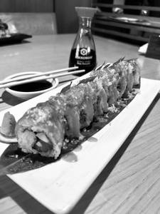 Crispy Salmon Roll