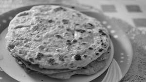 Pyaz Paratha    