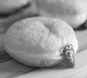 Strawberry Filled Bombolini (pack Of 2)