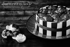 Chocolate Belgian Profiterole Cake (1lb)