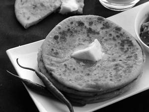Aloo Paratha(withou Curd)