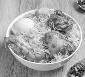 Chicken Dum Biriyaani(3 Pcs Chicken+1 Boiled Egg+ Raita)