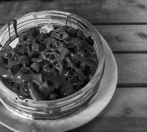 Hot Brownie With Hot Chocolate Sauce And Choco Chips 250 Ml