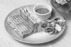 Vegetable Cheese Grill Sandwich  