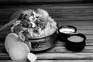 Venky Spl. XL Kaju Chicken Fry Bit Biryani