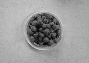 Boiled Aloo Pakoda With Green Chutney And Saus