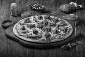 Chicken Tikka Pizza