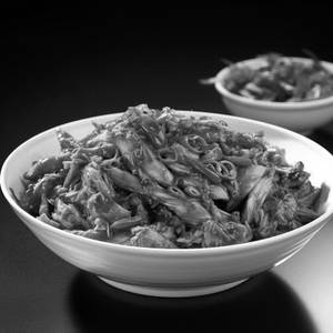 Shredded Chicken In Chilli Sauce