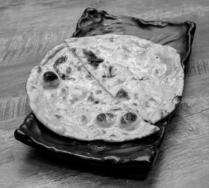 Butter Tandoori Roti (1 Pc)