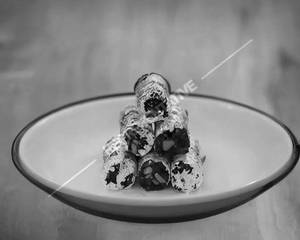 Kaju Anjeer Roll