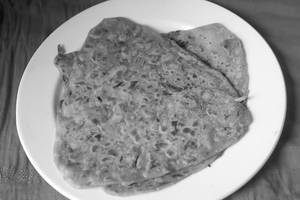 Methi Paratha                                             