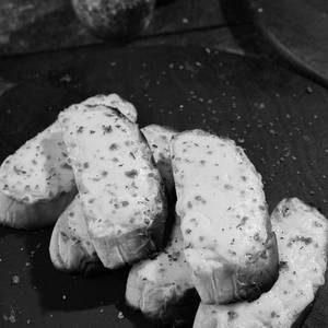 Garlic Bread With Cheese