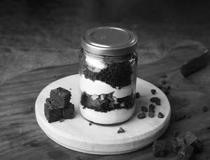 Kit Kat Mousse Jar