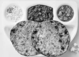 4 Gobhi Kulcha With Choley , Dal Makhni & Raita