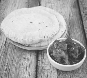 Fulka Roti + Chicken Curry [ 2 Pieces]
