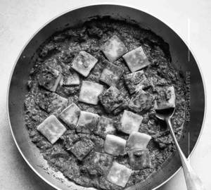 Palak paneer curry
