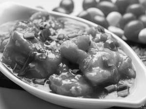Fish In Hot Garlic Sauce (8 Pcs)]