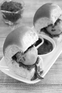 Vada Pao