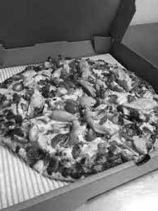 Mama's Pesto Pizza