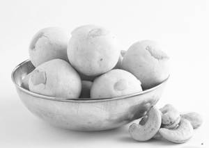 Maa Laddu