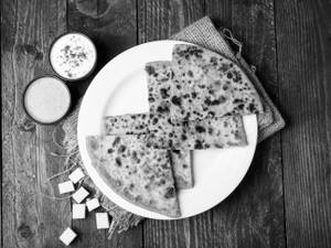 Paneer Paratha 