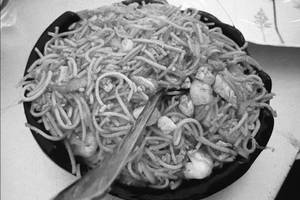 Chicken Schezwan Noodles