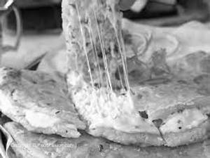 Aloo Chees Paratha