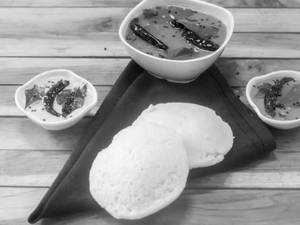 Idli 2pc