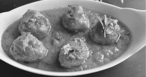 Dum Aloo Lucknowi
