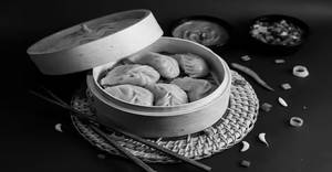 Steam momo 8pc