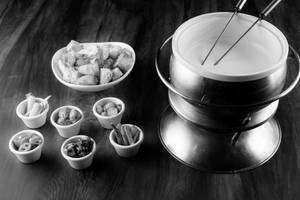 Quattro Formaggio Fondue