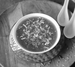 Vegetable hot and sour soup