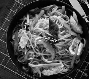 Veg chilli garlic noodles