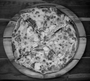 7" Corn and Onion Pizza